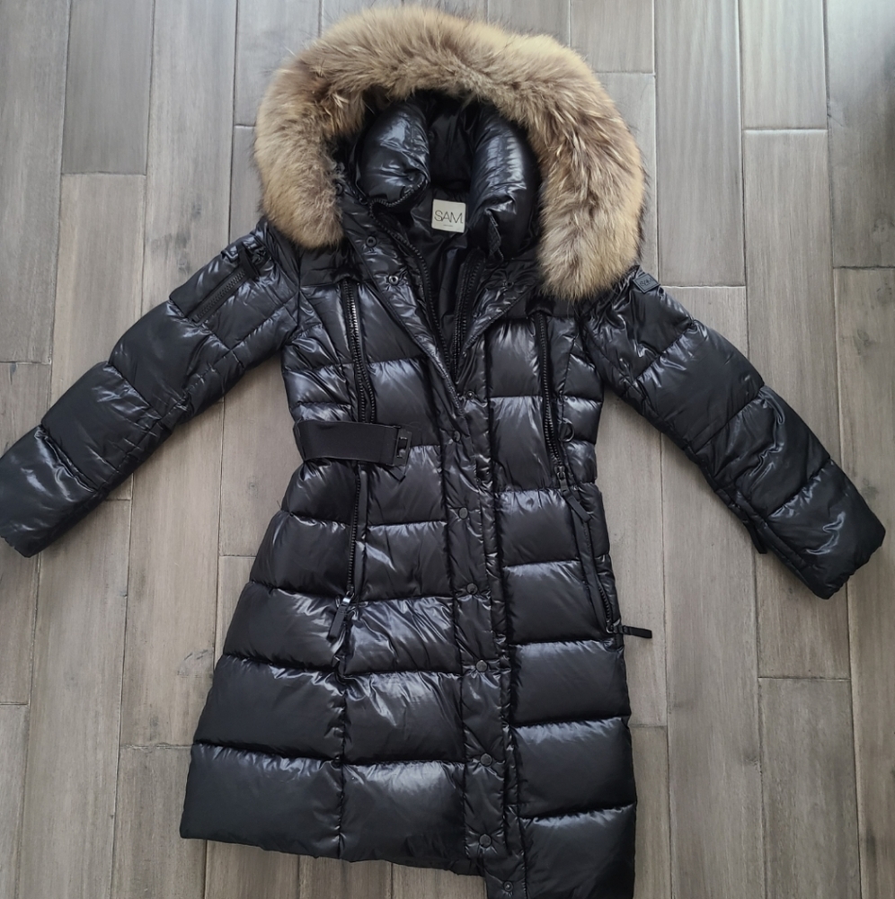 sam puffer jacket size small